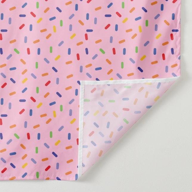 Rainbow Sprinkles Farbenfrohe Confetti Light Pink Wandteppich (Detail)
