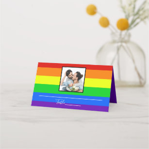 Rainbow Striped Gay Pride Couple Wedding Foto Platzkarte