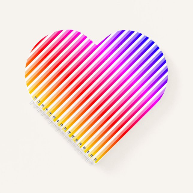 Rainbow Stripes Heart Notizbuch (Vorderseite)