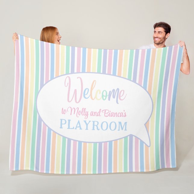 Rainbow Stripes personalisierter Kinderspielraum Fleecedecke (Beispiel)