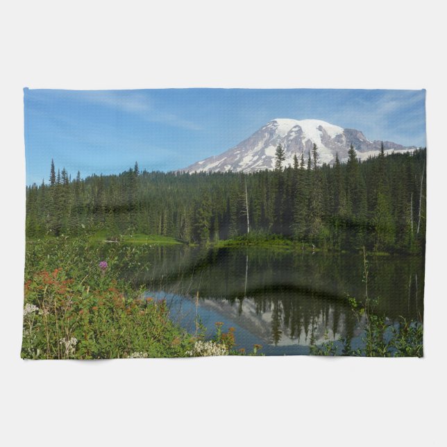 Rainier Lake Reflektion mit Wildblumen Geschirrtuch (Horizontal)