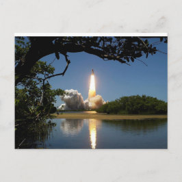Raketenexplosion in die Weltraumpostkarte Postkarte