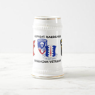 Rakkasan 187. Infanterie-Regiment-Kampf verhärtet Bierglas