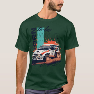 Rally-Wettrennwagen bei einem Rennen, das Staub au T-Shirt