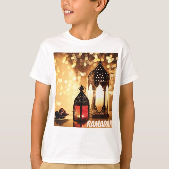 Ramadan-Laterne. T-Shirt (Vorderseite)