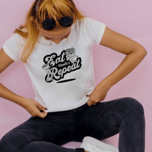 Ramen-Liebhaber-Nudel-Cartoon Schwarz Weiß T-Shirt