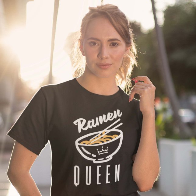 Ramen Queen T-Shirt (Von Creator hochgeladen)
