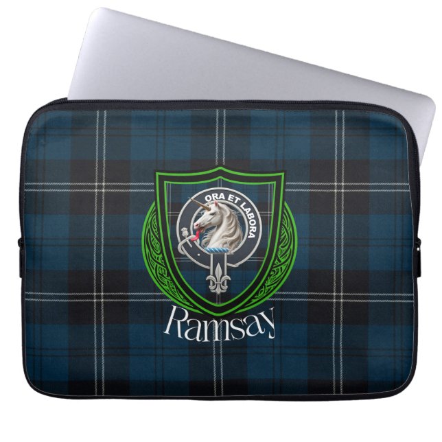 Ramsay Scottish Clan Tartan and Crest  Laptopschutzhülle (Vorderseite)