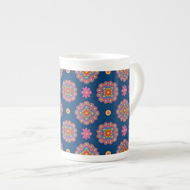Rangoli Blume Polka Dots auf Blue Bone China Tasse (Vorderseite Rechts)