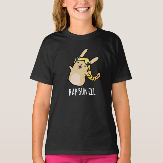 Rap-bun-zel Funny Bunny Pun Dark BG T-Shirt (Vorderseite)