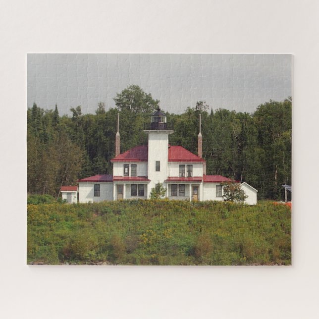 Raspberry Island Lighthouse Puzzle (Horizontal)