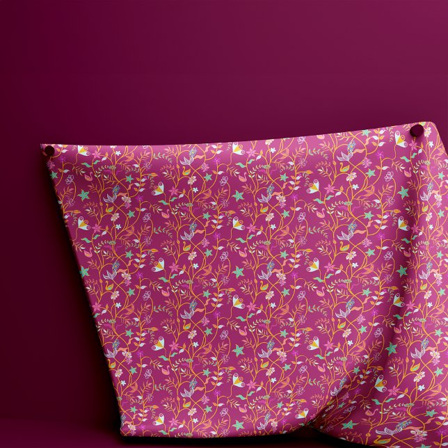 Raspberry Red Boho Blume und Vögel Stoff (Von Creator hochgeladen)