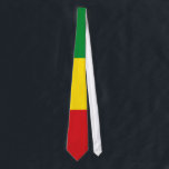 Rastafarian Flag Rasta Äthiopian Krawatte<br><div class="desc">Rot, Grün und Gelb sind die Fahne von Rastafarianismus, aber auch eine Fahne von Äthiopien. Hier ist ein hochwertiges Rasta Geschenk und ein großartiges Design für alle rastafarians. Besuchen Sie unseren Laden, um mehr coole Rasta-Geschenke und andere Weltflaggen Geschenkideen zu finden.</div>