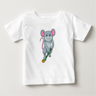 Rat auf Hockey mit Hockey-Fledermaus Baby T-shirt