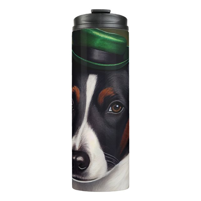 Rat Terrier Dog in St. Patrick's Day Dress Thermosbecher (Vorderseite)