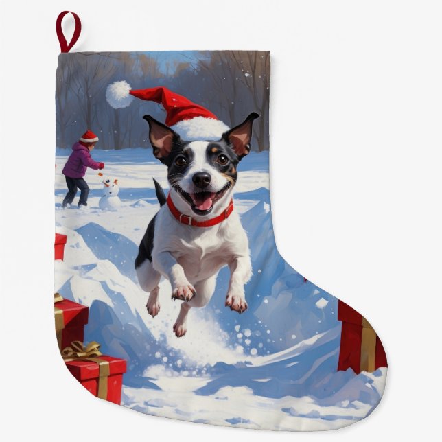 Rat Terrier läuft im Schnee mit Weihnachtshut Großer Weihnachtsstrumpf (Vorderseite)