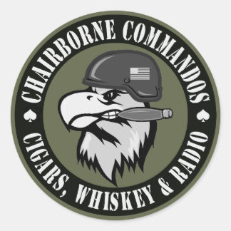 Rauchendes Eagle rund Runder Aufkleber