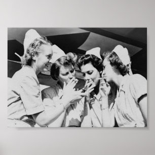 Raucherinnen Krankenschwestern Vintage-Fotografie  Poster