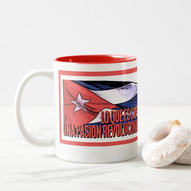 Raúl Castro Zweifarbige Tasse (Mit Donut)