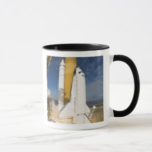 Raumfähre Atlantis hebt 12 weg Tasse