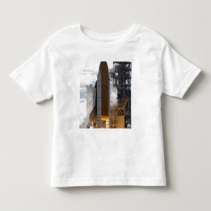 Raumfähre Atlantis hebt 15 weg Kleinkind T-shirt