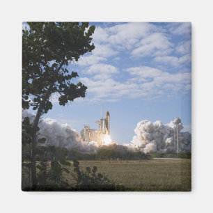 Raumfähre Atlantis hebt 18 weg Magnet