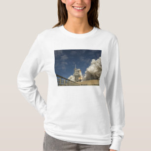 Raumfähre Atlantis hebt 20 weg T-Shirt