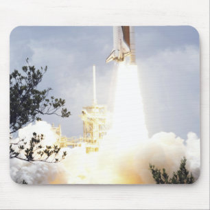 Raumfähre Atlantis hebt 4 weg Mousepad