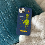 Raumfahrtpolitik - Alien mit Flying Saucer Persona Case-Mate iPhone 14 Hülle<br><div class="desc">Erstellen Sie ein personalisiertes Geschenk,  das Sie aus dieser Welt machen können. Dieses Handy-Gehäuse zeigt die Alien eines kalkgrünen Raumes,  eines ufo- oder fliegenden Untersauers,  Sternen,  Monden und Planeten und ist bereit,  mit einem Namen personalisiert zu werden.</div>