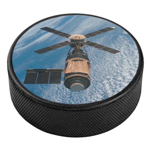 Raumstation Skylab Eishockey Puck (3/4)