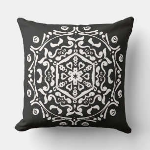 Raven Mandala Kissen