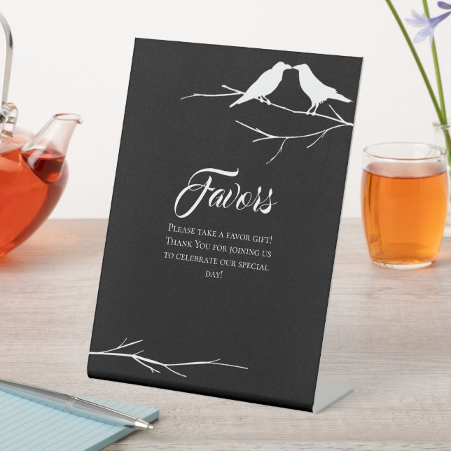 Ravens Gothic Gastgeschenke Hochzeiten Sockelschild (In Situ)