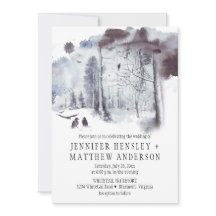 Ravens in der schneebedeckten Waldhochzeit|