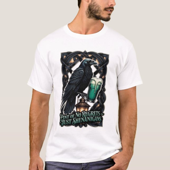 Raven's Shenanigans Emerald Pint Tee (Vorderseite)