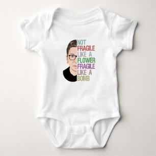 RBG Ruth Bader Ginsburg fragil wie eine Blume Baby Strampler