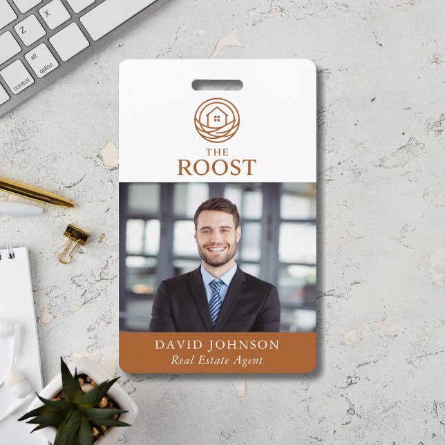 Real Estate Agent Modern Photo QR Code Logo Ausweis (Real Estate Agent Modern Photo QR Code Logo Badge)