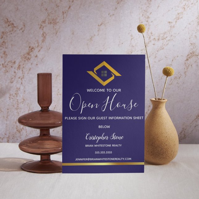 Real Estate Navy Blue House Logo Modern Realtor Sockelschild (Real Estate Navy Blue House Logo Modern Realtor Pedestal Sign
)