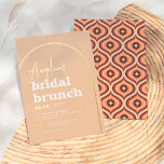 Real Gold Mid Mod Retro Arch Brunch Brautparty Folieneinladung<br><div class="desc">Echte goldfoliengepresste Brautdusche Einladungen. Ein modernes, minimalistisches Design im Retro-Stil! Diese Brautduschen sind in Vintagen Farbtönen, geometrischen Formen, echten Goldfolie und groovem Typ gehalten. Die Vorderseite dieser Karten weist eine weiche orangefarbene Farbe auf. Der Text wird durch einen gepressten Rahmen mit goldenem Bogen eingerahmt. Die Veranstaltungsdetails sind auf der unteren...</div>