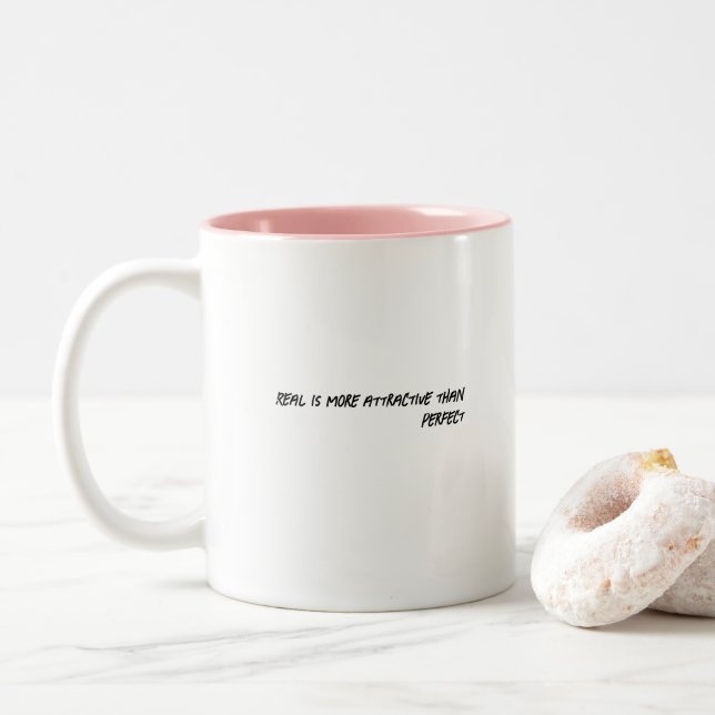 REAL IST ATTRAKTIVER - Funny Coffee Tasse (Mit Donut)