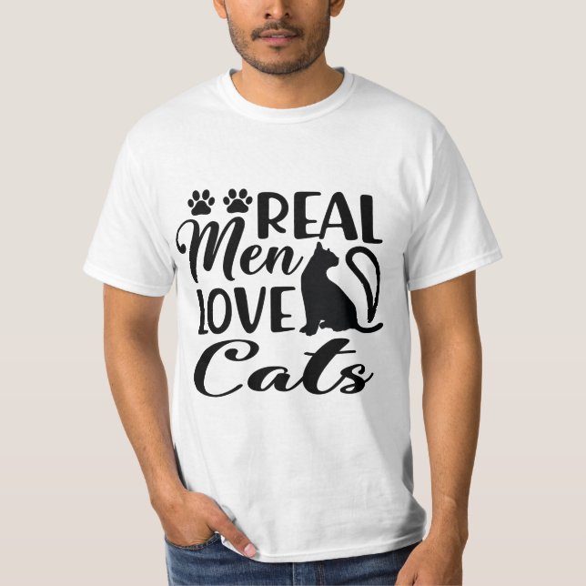 Real Men Liebe Katzen T-Shirt (Vorderseite)