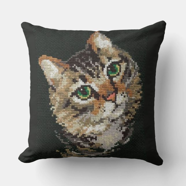 Realistic Cat Face Cross Stitch Throw Pillow Kissen (Vorderseite)