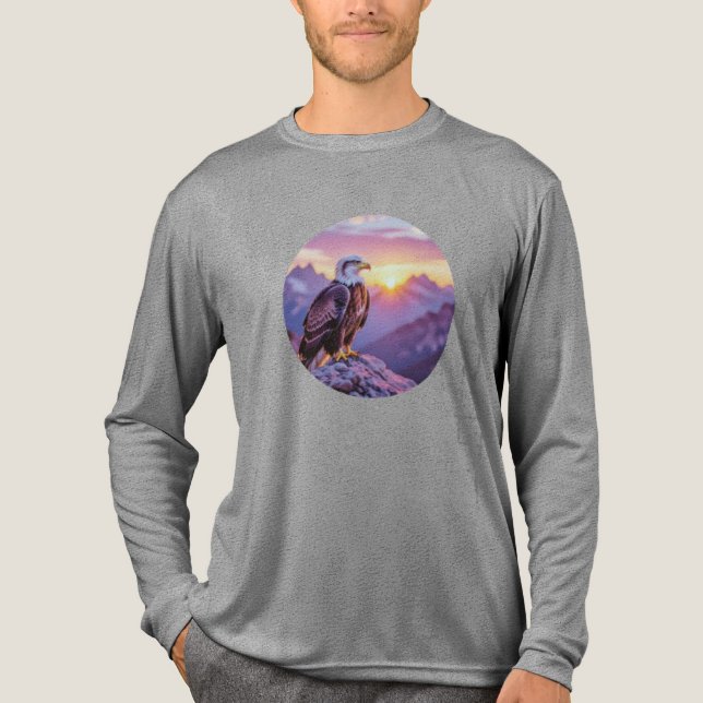 Realistic Eagle on Rock – Majestic Wildlife Scene Tri-Blend Shirt (Vorderseite)