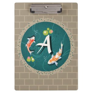 Realistisch grüner japanischer Koi-Fischteich Klemmbrett