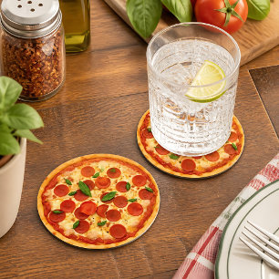 Realistische Pepperoni-Pizza Runder Pappuntersetzer