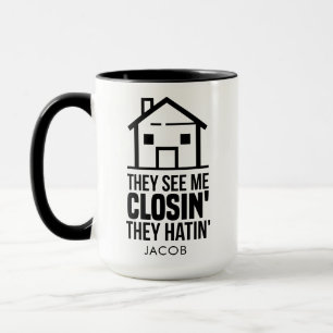Realtor sie sehen, wie ich den Namen des Agenten " Tasse