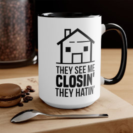 Realtor They See Me Closing Real Estate Agent Tasse