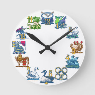Rebhuhn in einem Birnen-Baum Runde Wanduhr
