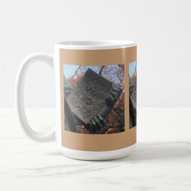 Rechte der Tasse des Menschen im Besitz von Thomas (Links)