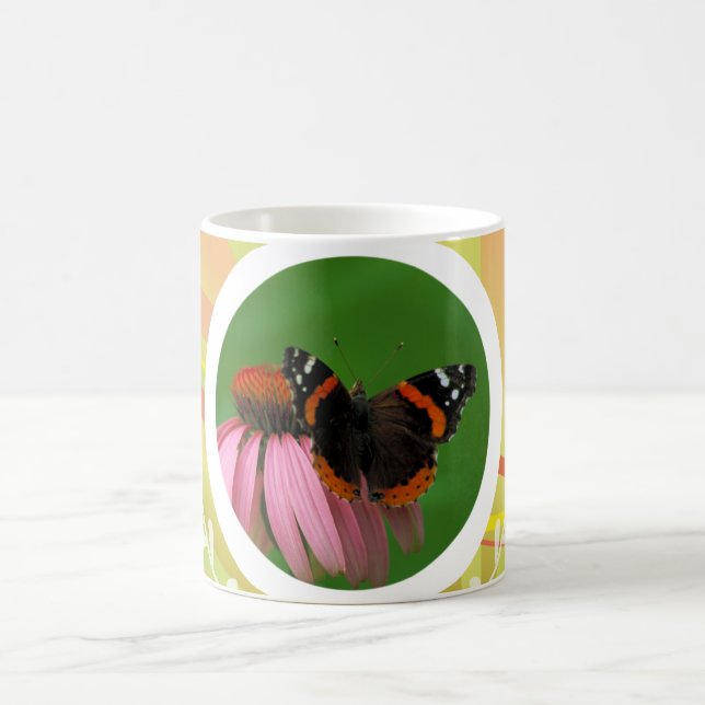 Red Admiral Butterfly Kaffeetasse (Mittel)