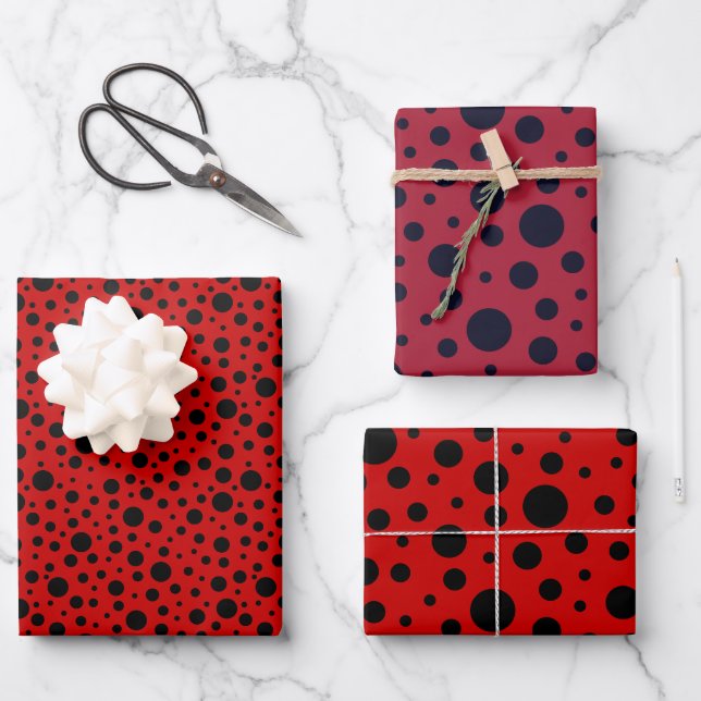 Red and black polka dots funny ladybug geschenkpapier set (Vorderseite)